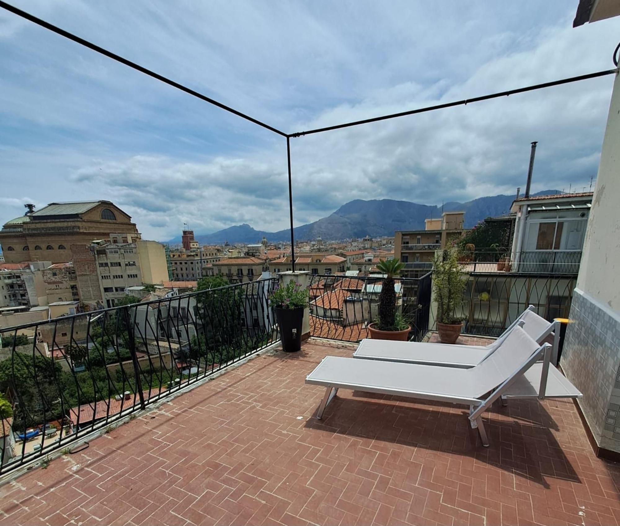 Residenza Paola Apartment Palermo Ngoại thất bức ảnh